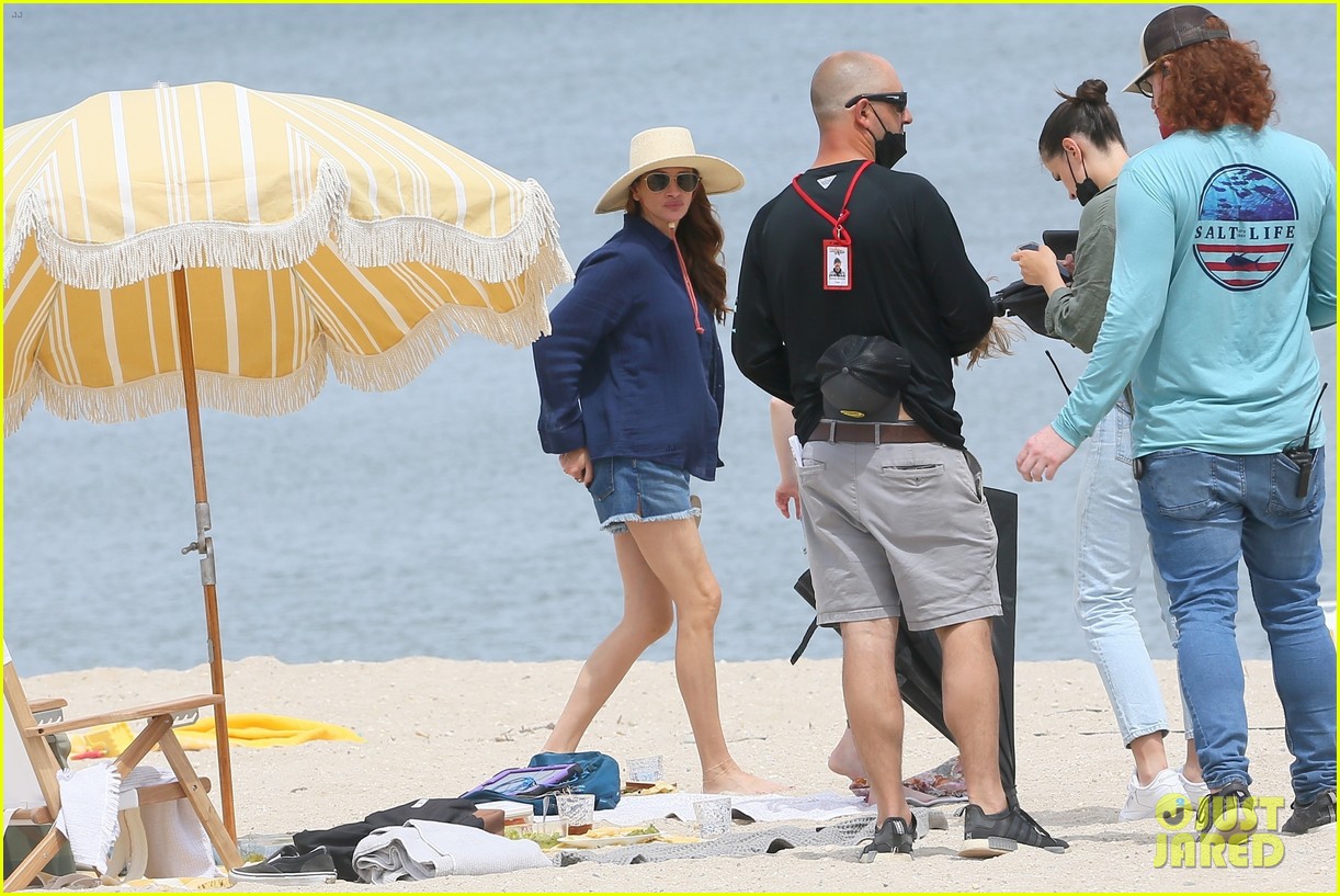 Rumaan Alam‘s novel of the same 224771183